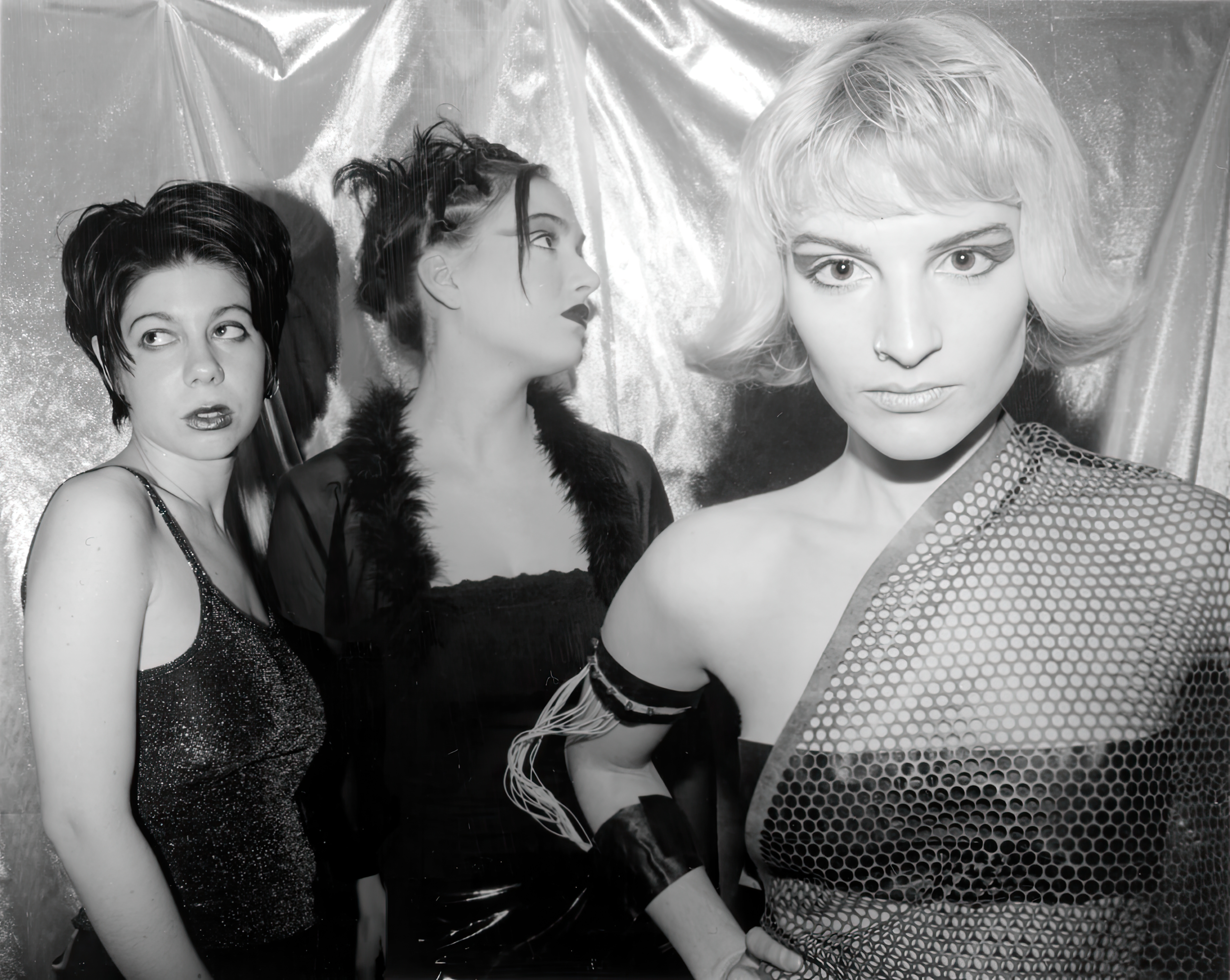 1997_ZIA_GiaLizElaine_BW-gigapixel-art-scale-6_00x.jpg